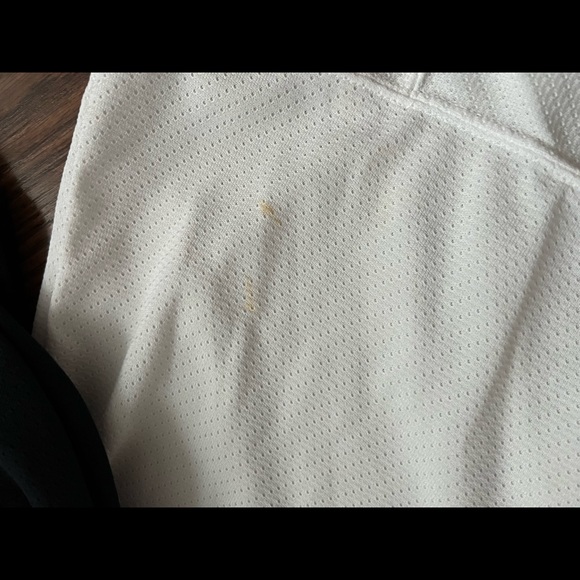 Vancouver Canucks hockey jersey - Picture 4 of 6